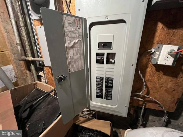 2256 N BROAD ST, Philadelphia, PA 19132