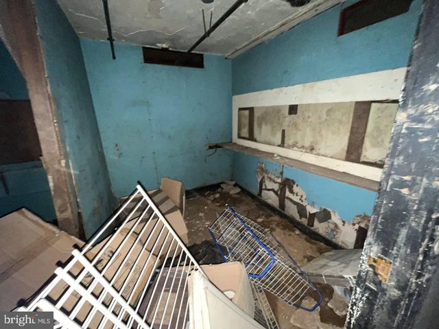 2256 N BROAD ST, Philadelphia, PA 19132