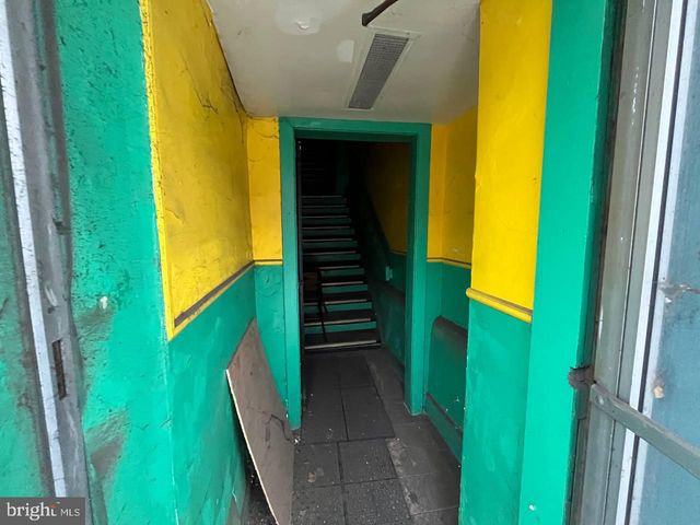 2256 N BROAD ST, Philadelphia, PA 19132