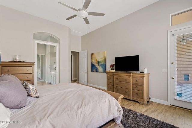 549 E MOUNTAIN SAGE Drive, Phoenix, AZ 85048