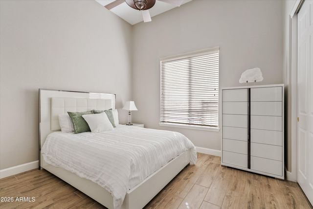 549 E MOUNTAIN SAGE Drive, Phoenix, AZ 85048