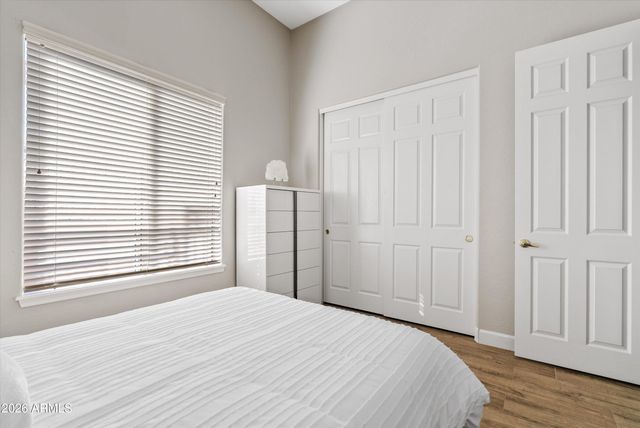 549 E MOUNTAIN SAGE Drive, Phoenix, AZ 85048