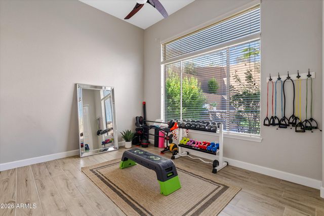 549 E MOUNTAIN SAGE Drive, Phoenix, AZ 85048