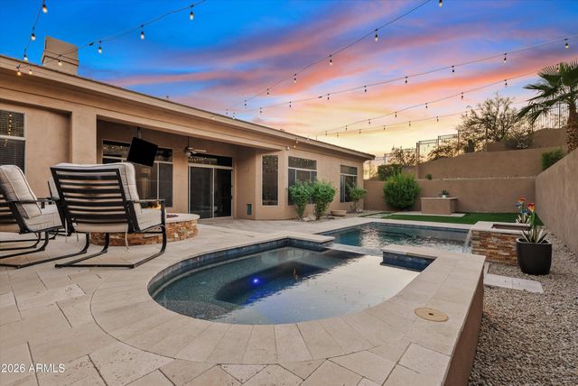 549 E MOUNTAIN SAGE Drive, Phoenix, AZ 85048