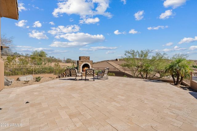 549 E MOUNTAIN SAGE Drive, Phoenix, AZ 85048