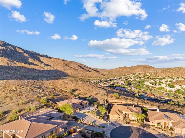 549 E MOUNTAIN SAGE Drive, Phoenix, AZ 85048