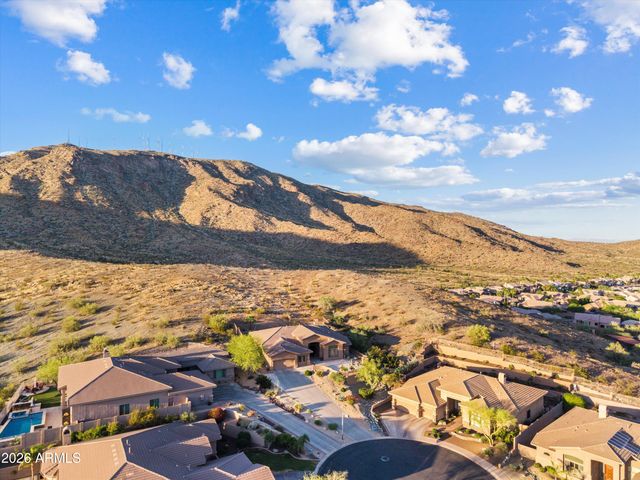 549 E MOUNTAIN SAGE Drive, Phoenix, AZ 85048