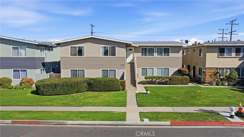2940 Peppertree, Costa Mesa, CA 92626