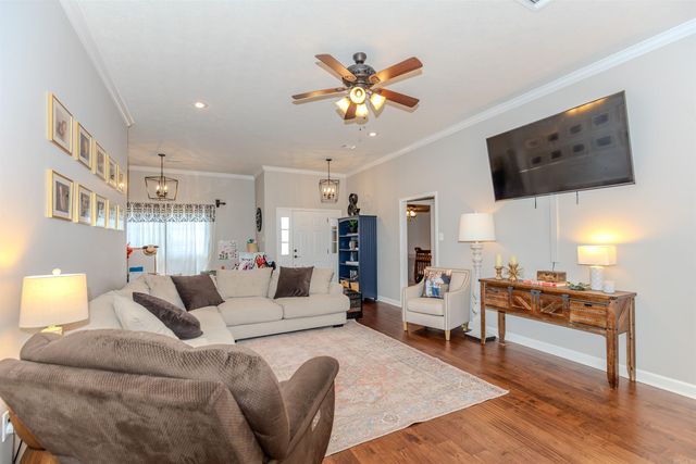 416 Oakwood Lane, Perryville, AR 72126