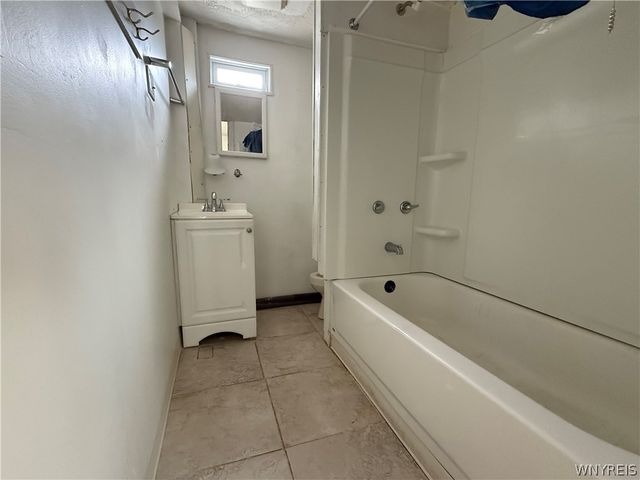 31 Woltz Avenue, Buffalo, NY 14212