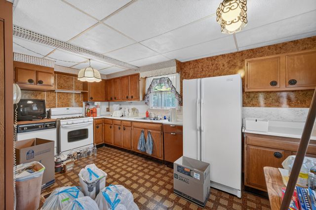 440 NE 46th Place, Des Moines, IA 50313