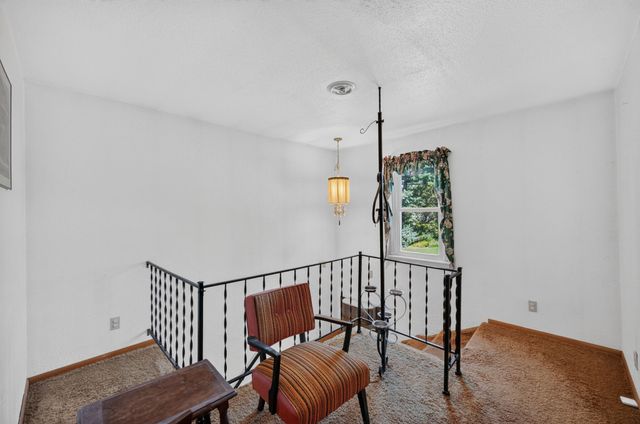 440 NE 46th Place, Des Moines, IA 50313