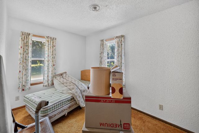 440 NE 46th Place, Des Moines, IA 50313