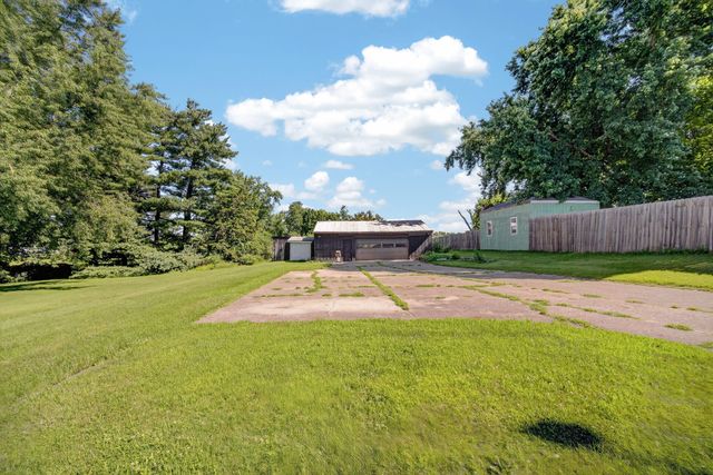 440 NE 46th Place, Des Moines, IA 50313