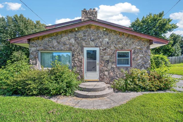 440 NE 46th Place, Des Moines, IA 50313