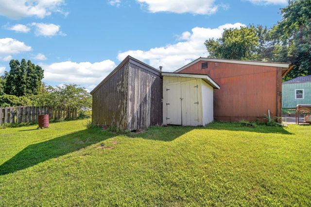 440 NE 46th Place, Des Moines, IA 50313
