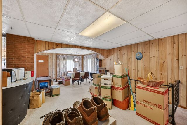 440 NE 46th Place, Des Moines, IA 50313