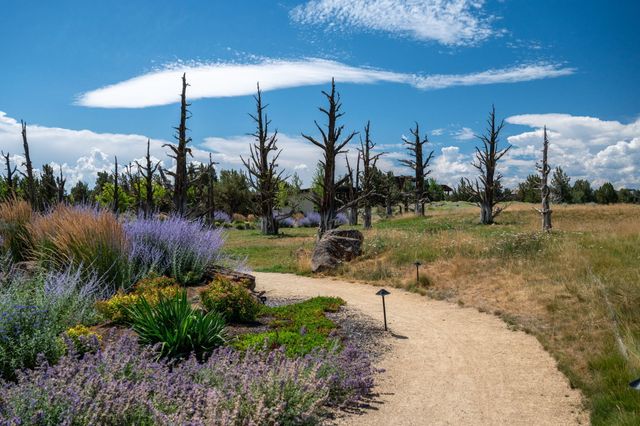 22936 Ghost Tree Lane, Bend, OR 97701