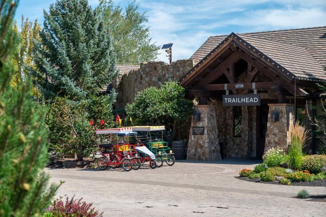 22936 Ghost Tree Lane, Bend, OR 97701