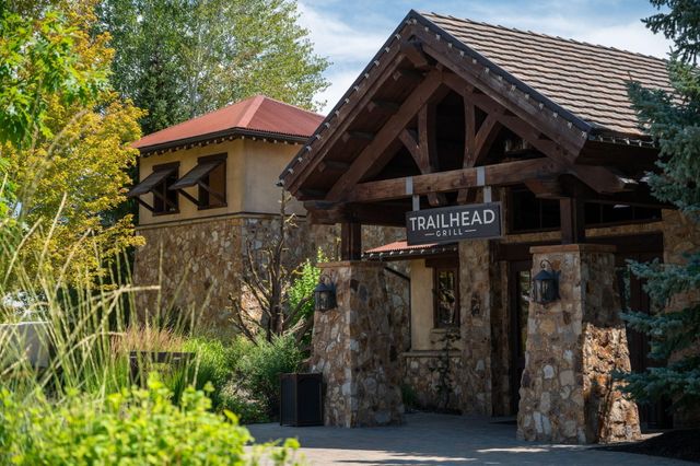 22936 Ghost Tree Lane, Bend, OR 97701