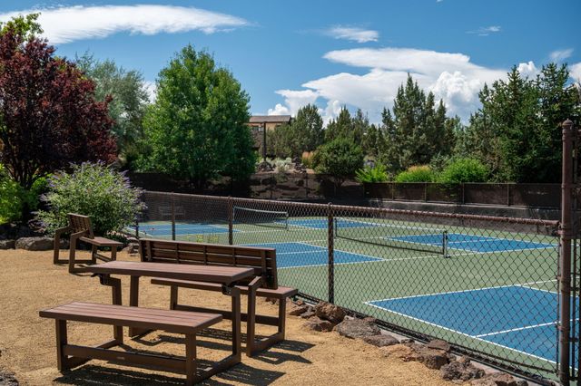 22936 Ghost Tree Lane, Bend, OR 97701