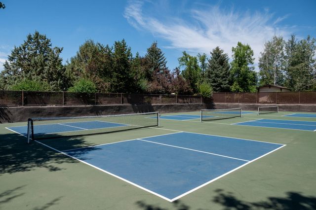 22936 Ghost Tree Lane, Bend, OR 97701