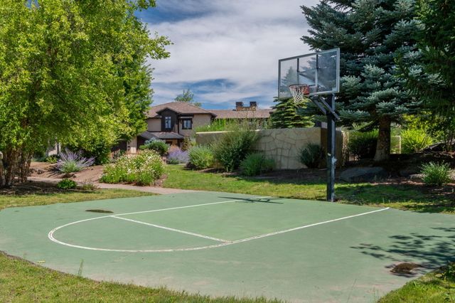 22936 Ghost Tree Lane, Bend, OR 97701