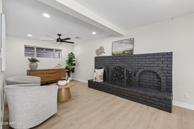 6932 E LATHAM Street, Scottsdale, AZ 85257