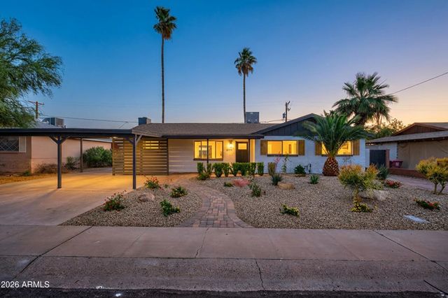 6932 E LATHAM Street, Scottsdale, AZ 85257