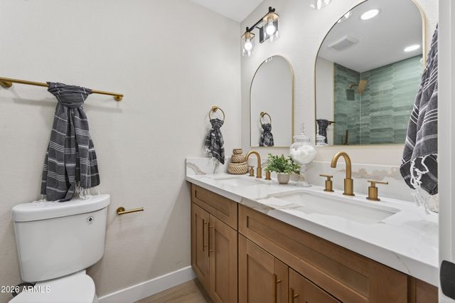 6932 E LATHAM Street, Scottsdale, AZ 85257