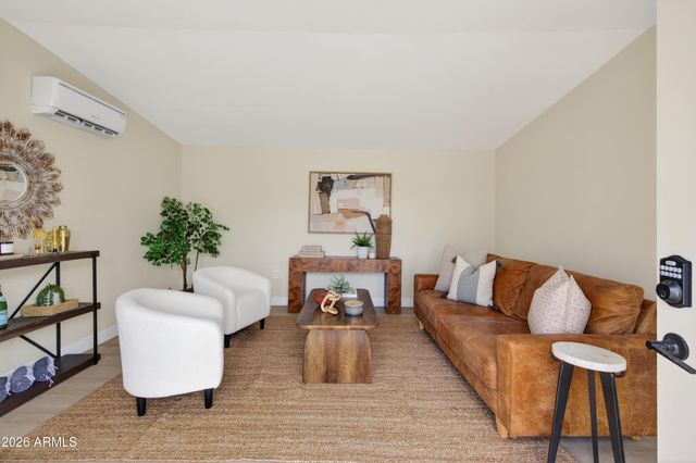 6932 E LATHAM Street, Scottsdale, AZ 85257