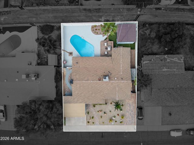 6932 E LATHAM Street, Scottsdale, AZ 85257