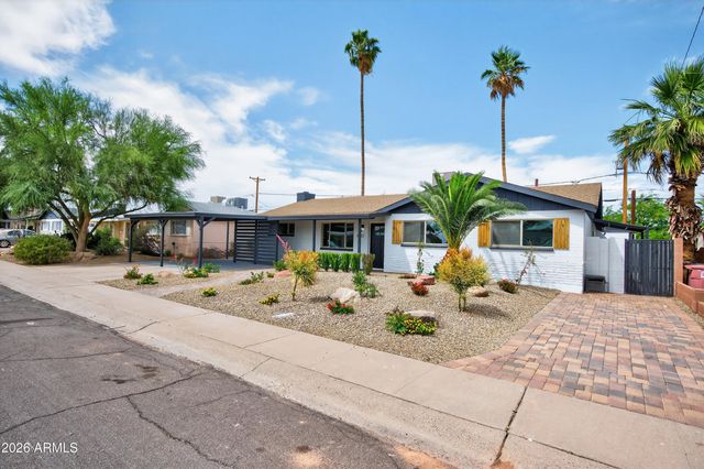 6932 E LATHAM Street, Scottsdale, AZ 85257