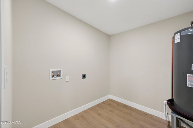 6932 E LATHAM Street, Scottsdale, AZ 85257