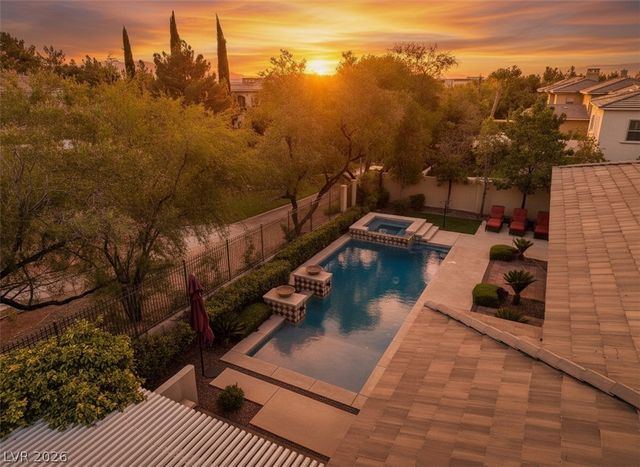 10140 Stony Ridge Drive, Las Vegas, NV 89144