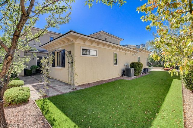 10140 Stony Ridge Drive, Las Vegas, NV 89144