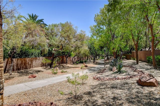 10140 Stony Ridge Drive, Las Vegas, NV 89144