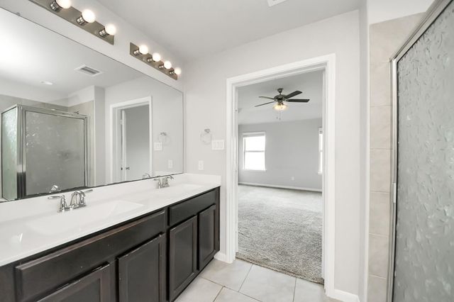 18319 Pin Oak Lake Drive, Richmond, TX 77407