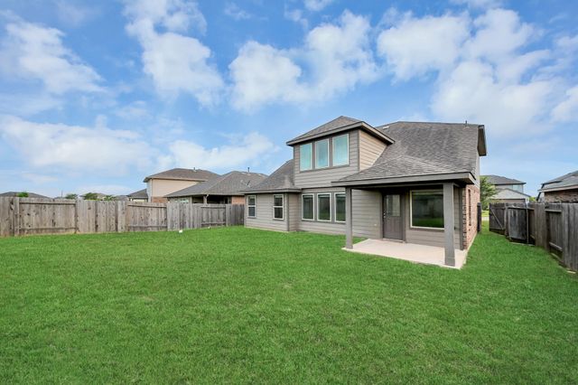 18319 Pin Oak Lake Drive, Richmond, TX 77407
