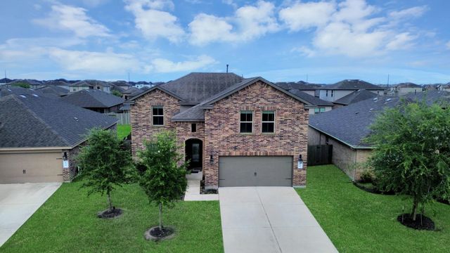 18319 Pin Oak Lake Drive, Richmond, TX 77407