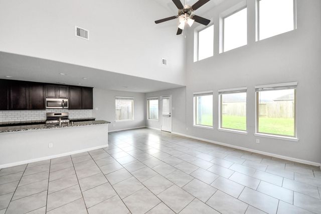18319 Pin Oak Lake Drive, Richmond, TX 77407