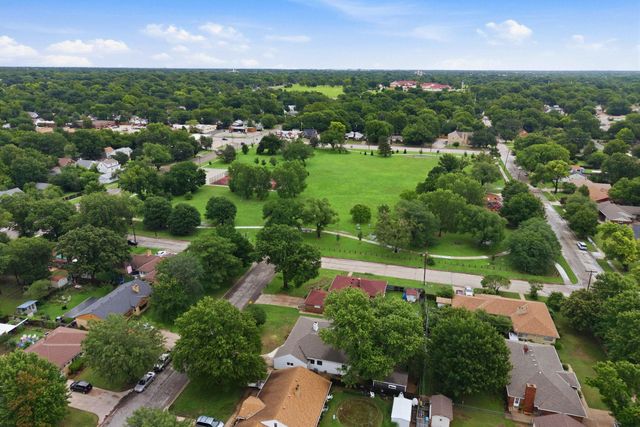 2917 E Rivera, Wichita, KS 67211