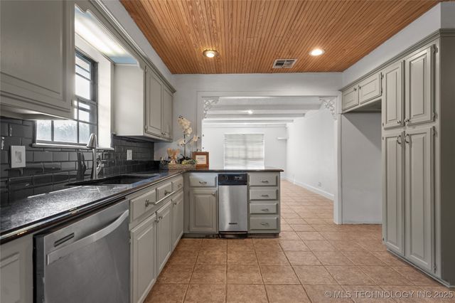 1500 Rosedale, Ardmore, OK 73401