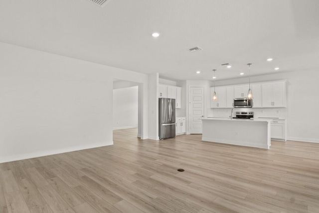 5684 Hampton Park Circle, Vero Beach, FL 32966