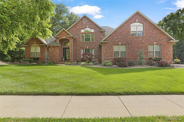 1116 Far Oaks Drive, Caseyville, IL 62232