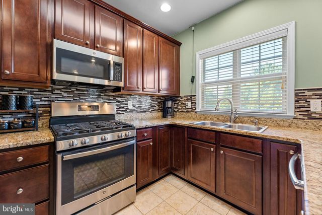 29 MOUNTIE LN, Chesterfield, NJ 08515