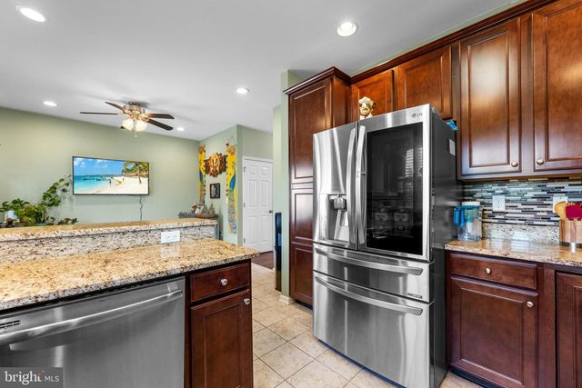 29 MOUNTIE LN, Chesterfield, NJ 08515