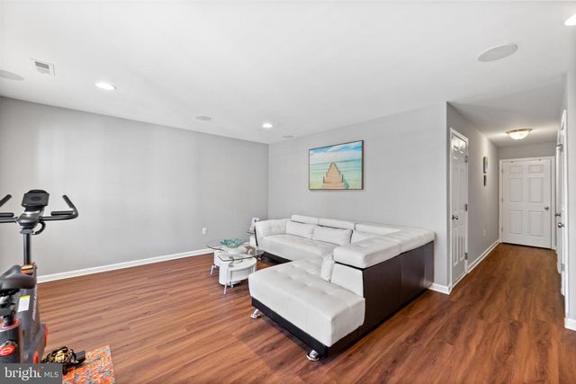 29 MOUNTIE LN, Chesterfield, NJ 08515