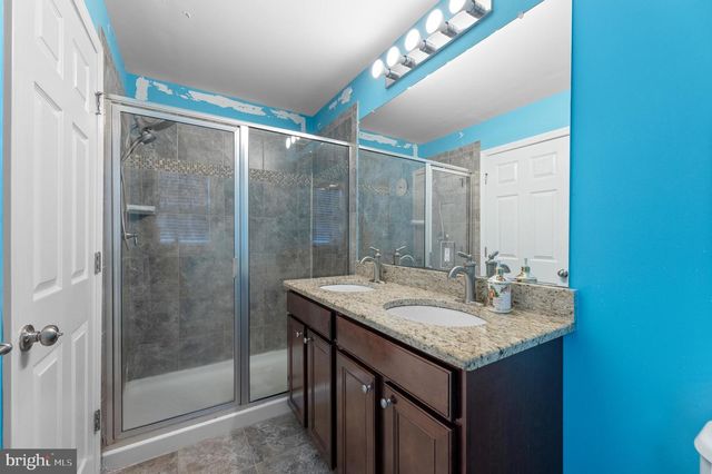 29 MOUNTIE LN, Chesterfield, NJ 08515