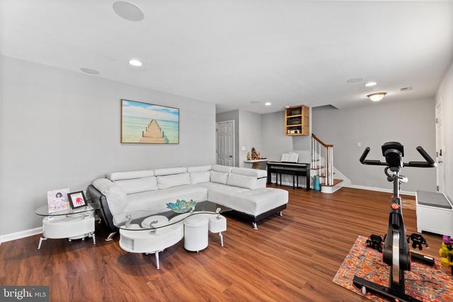 29 MOUNTIE LN, Chesterfield, NJ 08515